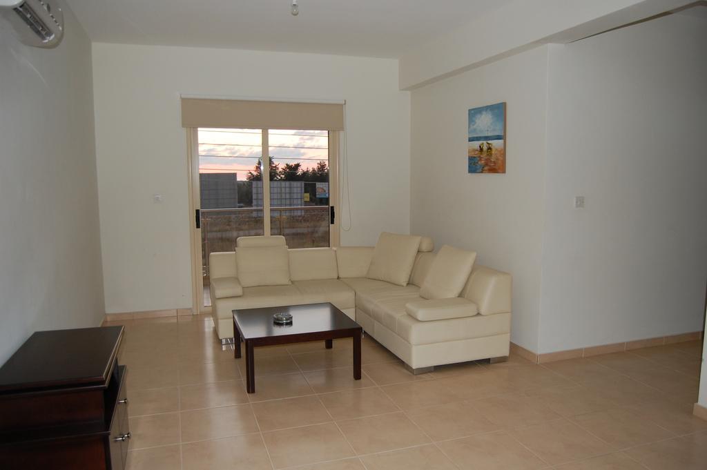 Apartment Ploutarchos *